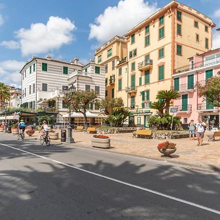 Amazing Apartment In Rapallo With Kitchen Esterno foto